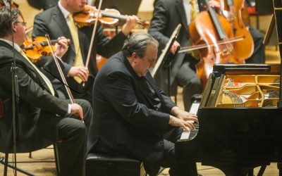 Tugan Sokhiev und Yefim Bronfman mit Neuwirth, Mozart und Rimski-Korsakov im 5. Symphoniekonzert