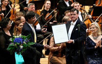 Vom Chefdirigenten zum Ehrendirigenten: Christian Thielemann leitet zum Abschied Gustav Mahlers “Symphonie Nr. 8”