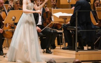 Andrés Orozco-Estrade und Maria Dueñas im 2. Saisonkonzert der Sächsischen Staatskapelle mit Lalo und Dvorak